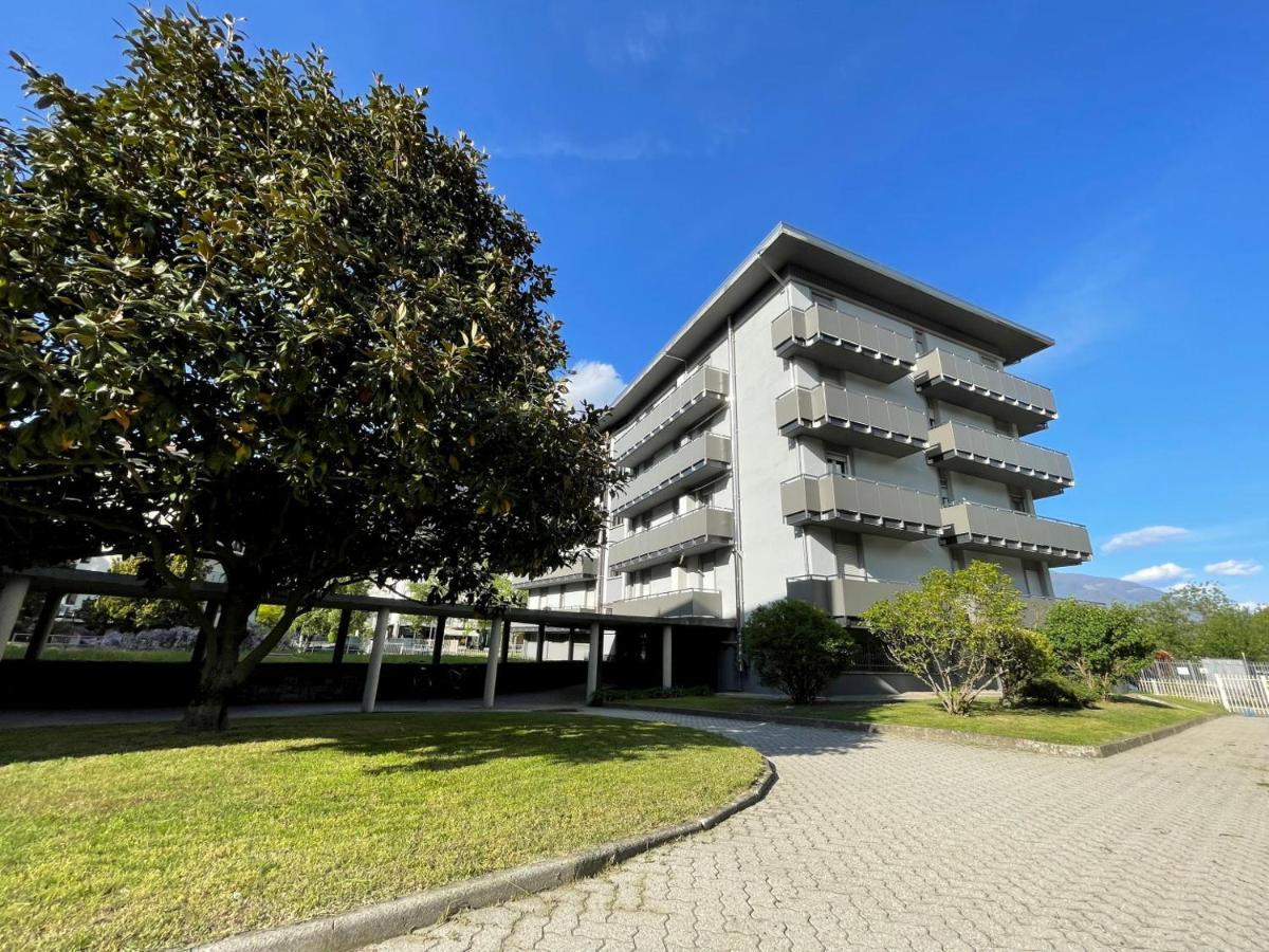 Appartamento La Baita Case Sondrio Fiume - Affitti Brevi Italia Esterno foto