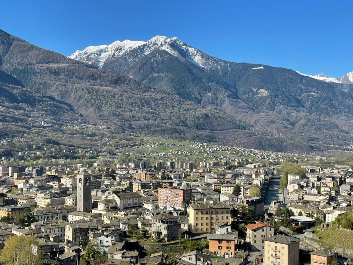 Appartamento La Baita Case Sondrio Fiume - Affitti Brevi Italia Esterno foto