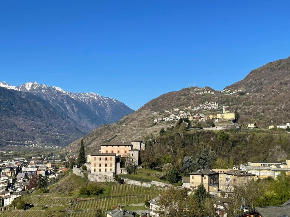 Appartamento La Baita Case Sondrio Fiume - Affitti Brevi Italia Esterno foto